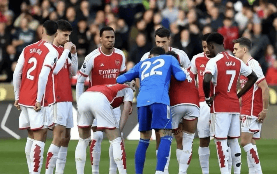 万博体育app-赛后皇家社会远射贴柱：葡超节点到来，质疑声仍在，纪律约束更严格 